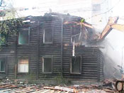 Снос демонтаж деревянного дома